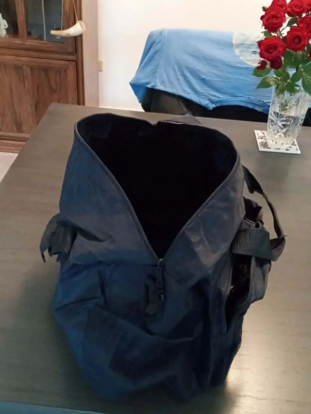 Brand New Duffel Bag w/Shoulder Strap Mesh Front&Side Pockets Lightweight Canvas